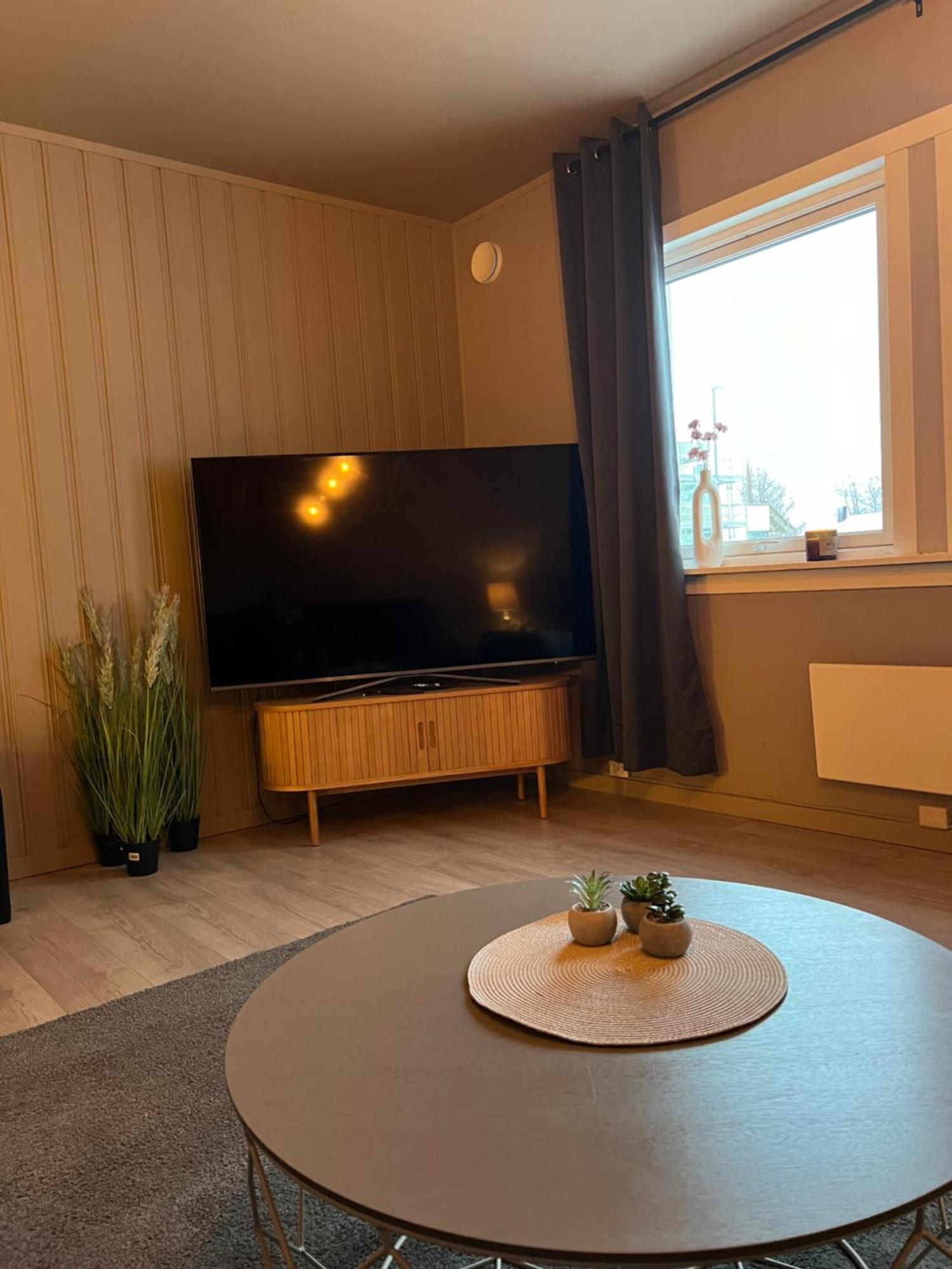 Apartment Pa Toppen Av Tromsoya *